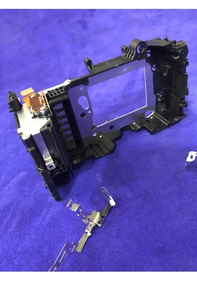 Panasonic Lumix Gf10 Fotoğraf Makinesi Kasa İskeleti Ve Aksamları