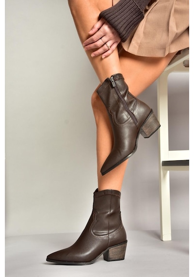 Fox Shoes T356654109 Kahverengi Sivri Burunlu Kalın Topuklu Kadın Bot Kahverengi-suni Deri Kahverengi Fox Shoes T356654109 Kahverengi Sivri Burunlu Kalın Topuklu Kadın Bot Kahverengi-suni Deri Kahverengi
