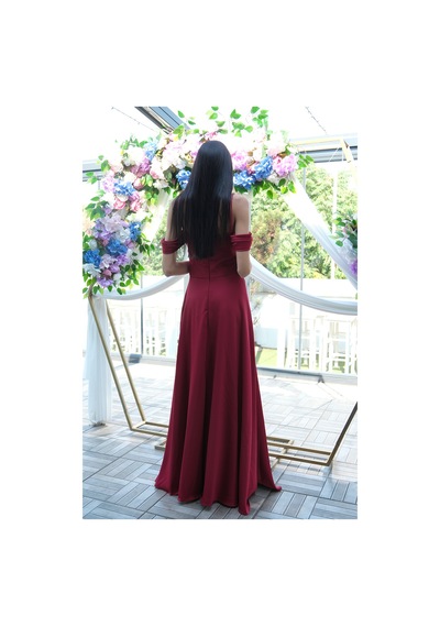 Feminist Bordo Taş Askılı Düşük Kol Saten Abiye 0806118.04 Bordo