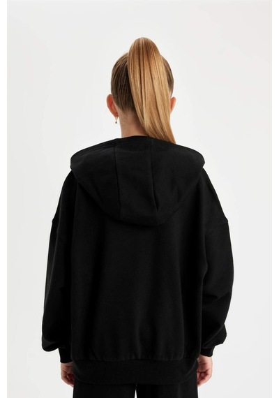 DeFacto Kız Çocuk Siyah Oversize Geniş Kalıp Kapüşonlu Baskılı Sweatshirt D0614A824AUBK81 Siyah