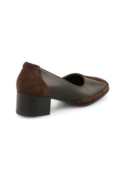 Mamma Mia Mammamia D26ka-7090-b Kadın Hakiki Deri 4 Cm Kalın Topuklu Casual Ayakkabı Kahve Rugan Mamma Mia Mammamia D26ka-7090-b Kadın Hakiki Deri 4 Cm Kalın Topuklu Casual Ayakkabı Kahve Rugan