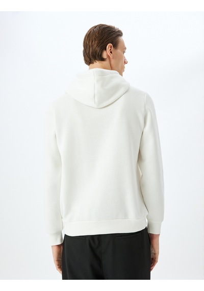 Koton Pamuk Karışımlı Şardonlu Slogan Baskılı Kapşonlu Sweatshirt Beyaz 5wam70245mk Beyaz