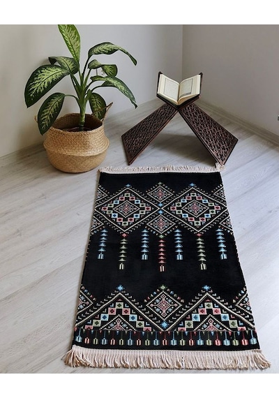 Erkekler İçin Seccade Takke Tesbih Hediyelik Seti Kilim Desenli Kadife Astarlı Seccade, 33 Lü Erkek Tesbihi, Takke Ve Özel Kutu Siyah Erkekler İçin Seccade Takke Tesbih Hediyelik Seti Kilim Desenli Kadife Astarlı Seccade, 33 Lü Erkek Tesbihi, Takke Ve Özel Kutu Siyah