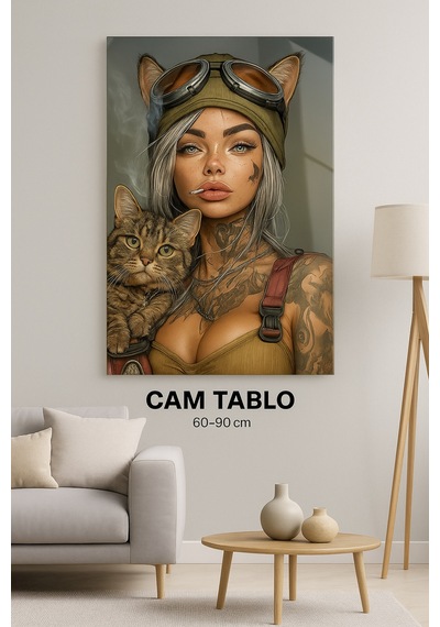 Savaşçı Kadın Ve Kedi Cam Tablo Güç, Özgürlük Ve Modern Sanat Teması