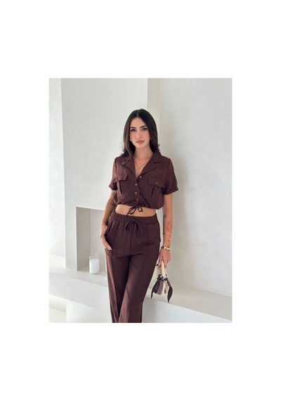 Wellway İthal Keten Kumaş İplik Detaylı Crop Gömlek & Pantolon İkili Takım -acı Kahve Kahverengi Wellway İthal Keten Kumaş İplik Detaylı Crop Gömlek & Pantolon İkili Takım -acı Kahve Kahverengi