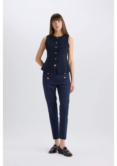 DeFacto Skinny Fit Yüksek Bel Cepli Düğmeli Düz Paça Kumaş Pantolon E5431AX25SPNV253