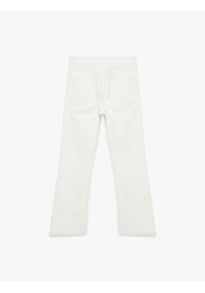 Koton Normal Bel Dar Kalıp Pamuklu Düğmeli Kısa İspanyol Paça Pantolon - Kick Flare Jeans Kırık Beyaz 6sal40006mw Ekru Koton Normal Bel Dar Kalıp Pamuklu Düğmeli Kısa İspanyol Paça Pantolon - Kick Flare Jeans Kırık Beyaz 6sal40006mw Ekru