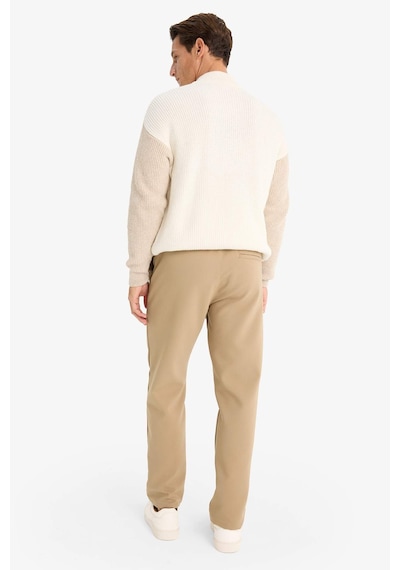 DeFacto Regular Fit Normal Kesim Kumaş Pantolon Cepli Düz Paça E2937AX24WNBG198