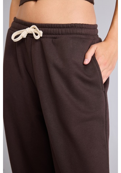 Defacto Loose Fit Beli Bağcıklı Paçası Lastikli Kalın Kumaş Eşofman Altı I6399ax26aubn192 Kahve-bn192