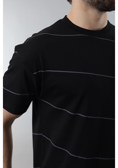 Madmext Siyah Bisiklet Yaka Basic Çizgili Erkek T-shirt E7102 Siyah