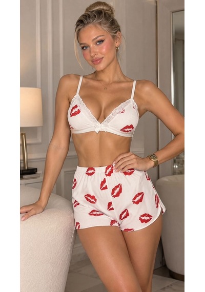 Terrien Premium Mini Şort Gece Giyimi Ev Giysisi Kadın Beyaz Kırmızı Dudak Baskılı Pijama Takımı Beyaz - Kırmızı