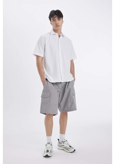 DeFacto Regular Fit Yazlık Pamuklu Kısa Kollu Beyaz Gömlek D1902AX25SMWT34