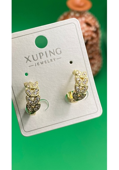 Xuping 14 Ayar Renginde Yaprak Desenli Zirkon Taşlı Çelik Kadın Küpe Altın