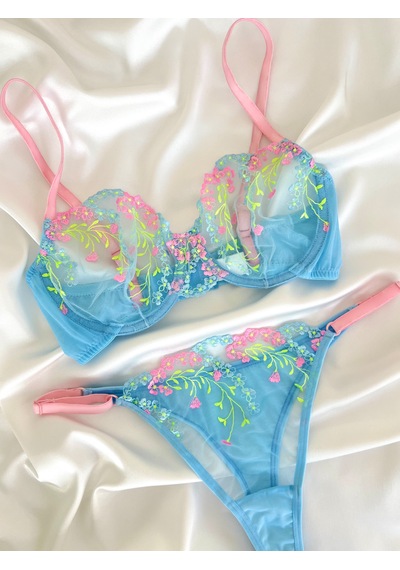 Arinda Babylue Bebe Mavisi Zarif Çiçek Desenli İşlemeli Brode Kapsız Balenli Bralette Sütyen Tanga Alt Üst Çamaşırı Takımı 2 Parça Arinda Babylue Bebe Mavisi Zarif Çiçek Desenli İşlemeli Brode Kapsız Balenli Bralette Sütyen Tanga Alt Üst Çamaşırı Takımı 2 Parça