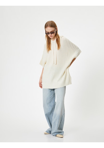 Koton Oversize Triko Panço Kapüşonlu Örgü Dokulu Kısa Kollu Ekru 5wal90033ht Ekru