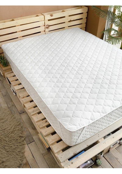 Sıvı Geçirmez Kapitone Alez 4-köşe Lastikli 180x200 Beyaz
