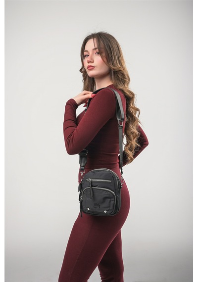Ççs 18129 Kadın Çapraz Askılı Çanta Siyah