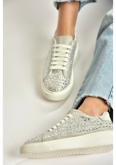Fox Shoes Y444708402 Siyah Süet Taş Detaylı Kadın Spor Ayakkabı Sneakers Gümüş