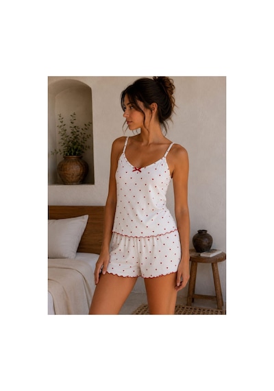 Pijamask Kadın Kalp Desenli Askılı Şortlu Pijama Takımı Beyaz Kırmızı Yazlık Rahat Ev Giyim Beyaz