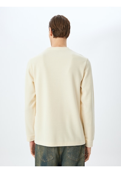 Koton Pamuk Karışımlı Dokulu Basic Bisiklet Yaka Sweatshirt Ekru 5wam70247mk Ekru