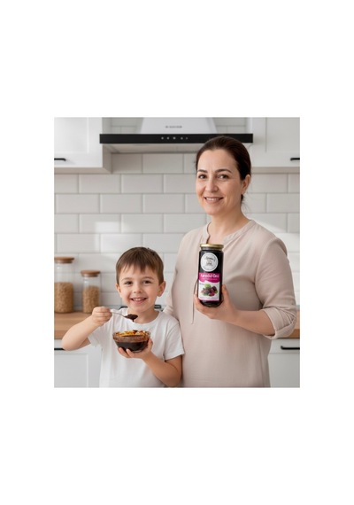Katkısız Karadut Özü 640 G, Şekersiz,soğuk Pres İle Yoğunlaştırılmış %100 Karadut