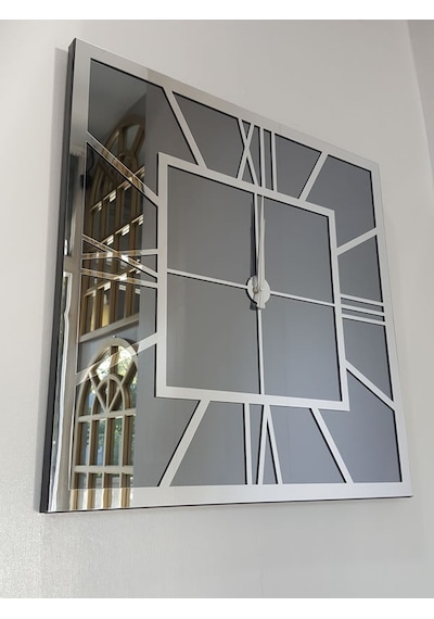 Ayna Denizi Silver Quare Smoked Model Gümüş Füme Renk 60 CM x 60 CM Dekoratif Aynalı Duvar Saati Gümüş