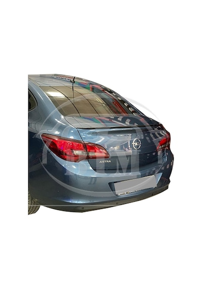 Opel Astra J Bagaj Üstü Spoiler Piano Black