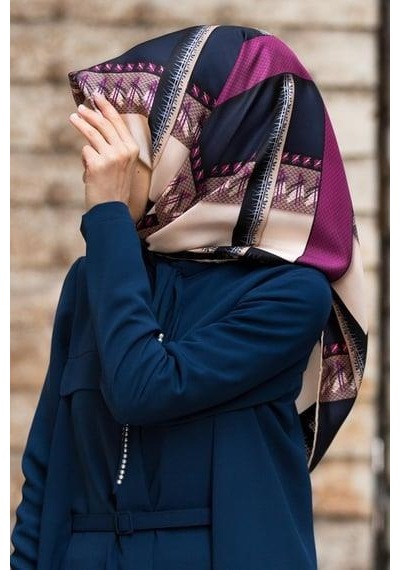 Vissona Tivil İpek Eşarp 17540 - 0026 - 0033 Lacivert Batik Desen lacivert