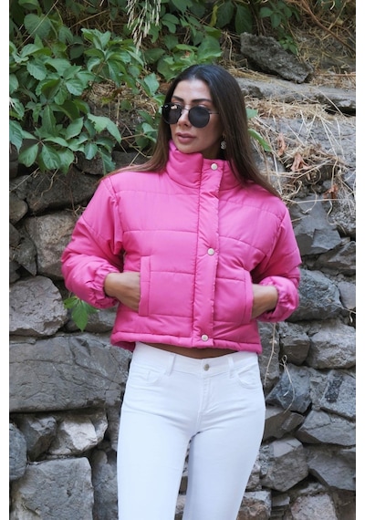 Keyifli Moda Kadın Pembe Dik Yaka Çıtçıtlı Fermuarlı Kısa Şişme Mont - 40 Pembe