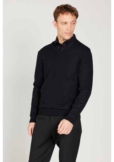 AC&Co / Altınyıldız Classics Erkek Sıyah Standart Fit Normal Kesim V Yaka Triko Kazak Siyah AC&Co / Altınyıldız Classics Erkek Sıyah Standart Fit Normal Kesim V Yaka Triko Kazak Siyah