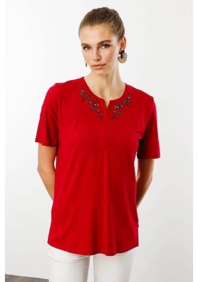 Desen Triko Kadın Açma Yaka Nakış İşlemeli Penye T-shirt 25700 Kırmızı Kırmızı
