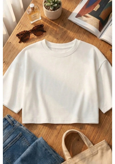 Kadın Beyaz Bisiklet Yaka Oversize Crop Tişört - %100 Pamuklu Basic Kısa Kol Beyaz