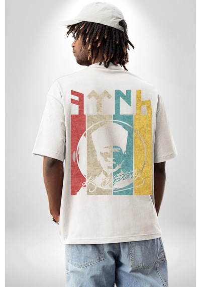 Atatürk İmzalı Türk Logo Beyaz Oversize Unisex Ön Ve Sırt Baskılı Tişört Beyaz Atatürk İmzalı Türk Logo Beyaz Oversize Unisex Ön Ve Sırt Baskılı Tişört Beyaz