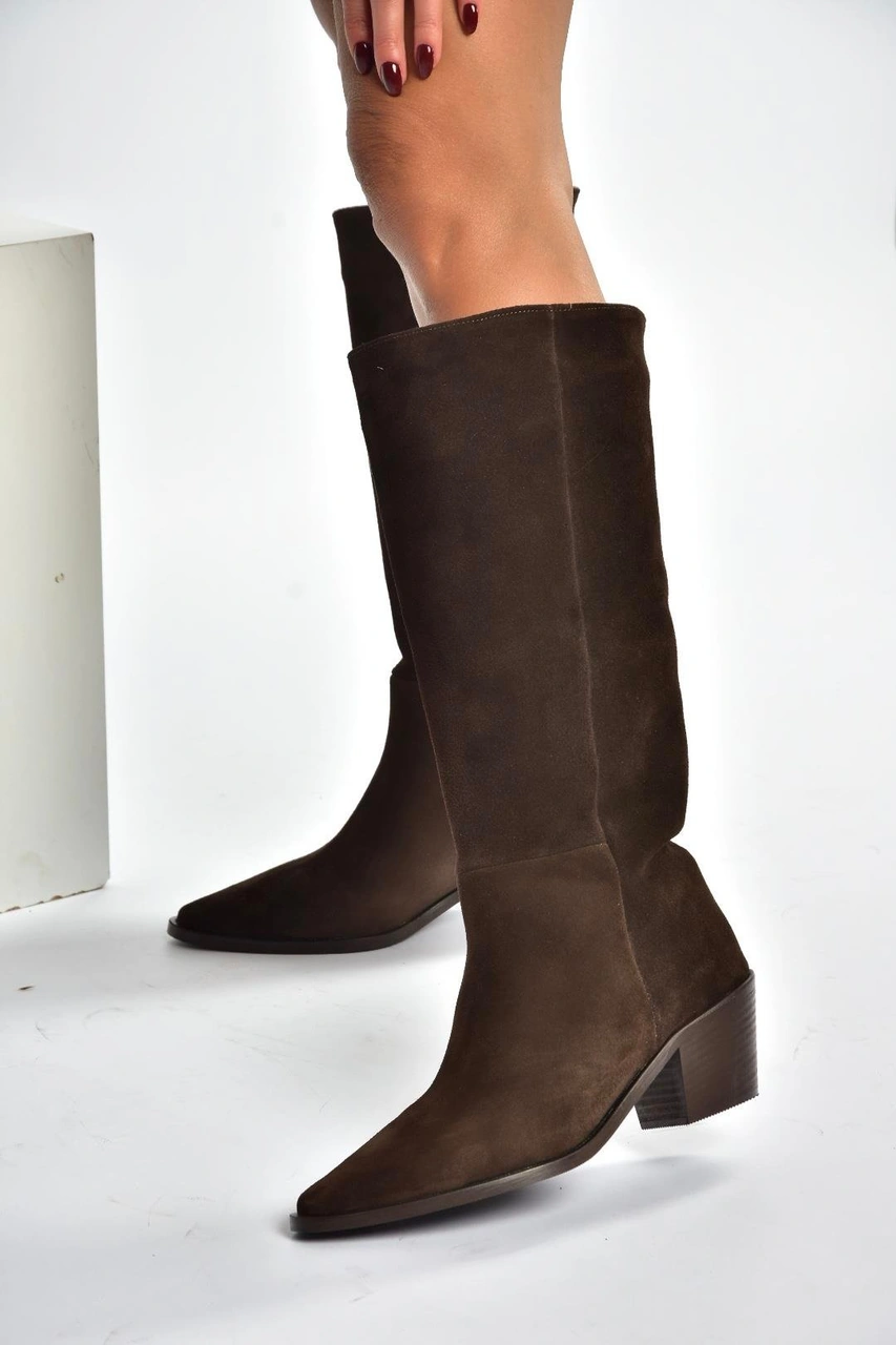Fox Shoes V654082102 Kahverengi Hakiki Deri Süet Kalın Topuklu Kadın Çizme Kahverengi-süet Fox Shoes V654082102 Kahverengi Hakiki Deri Süet Kalın Topuklu Kadın Çizme Kahverengi-süet