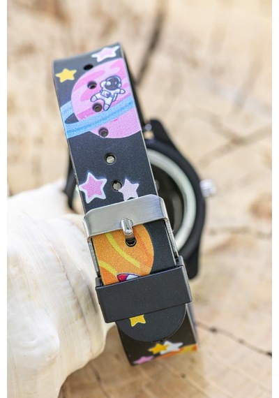Astronot Desenli Erkek Çocuk Unisex Kol Saati Siyah Rakamlı Saat St-304426