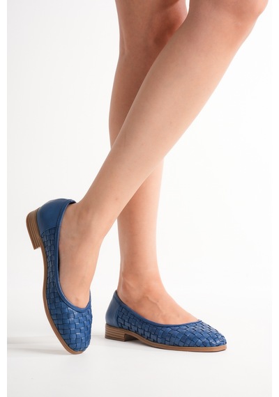 Analin Shoes Kadın Hakiki Deri Örgü Detaylı Babet Mavi Analin Shoes Kadın Hakiki Deri Örgü Detaylı Babet Mavi