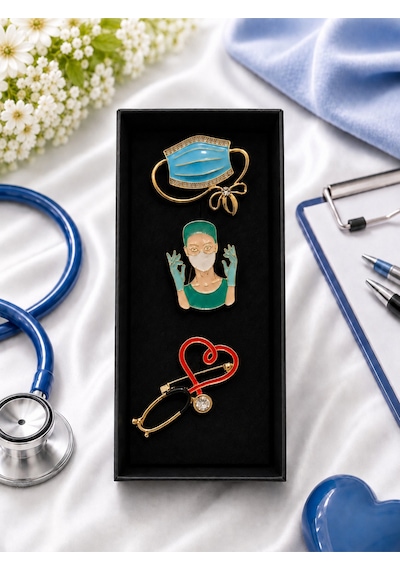 Doktor Temalı Premium Broş Seti Günlük Kombinlere Şık Dokunuş 7 Renkli