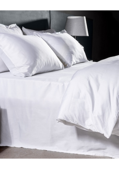 Madame Coco Thalie Family Size %100 Pamuk Çizgili - 300tc Saten Çarşaflı Nevresim Takımı - Beyaz 8684427207833 Çok Renkli