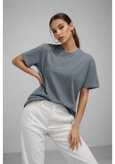 Kadın Füme %100 Pamuk Oversize Basic Tişört Rahat Kalıp Relaxed Bisiklet Yaka T-shirt Füme Kadın Füme %100 Pamuk Oversize Basic Tişört Rahat Kalıp Relaxed Bisiklet Yaka T-shirt Füme