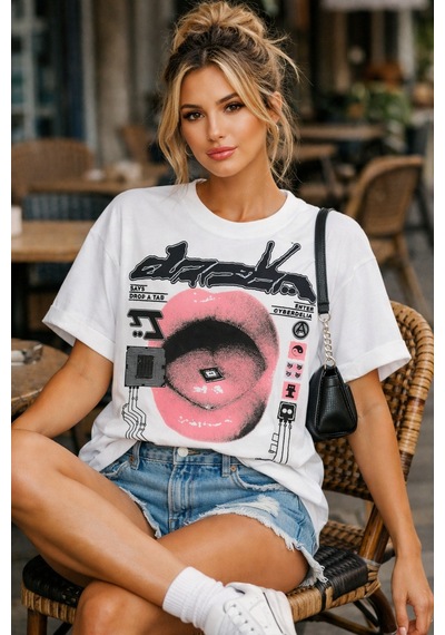 Yolo Street Cyberpunk Dudak Baskılı Oversize Tişört %100 Pamuk Streetwear Unisex Beyaz T-shirt Beyaz Yolo Street Cyberpunk Dudak Baskılı Oversize Tişört %100 Pamuk Streetwear Unisex Beyaz T-shirt Beyaz