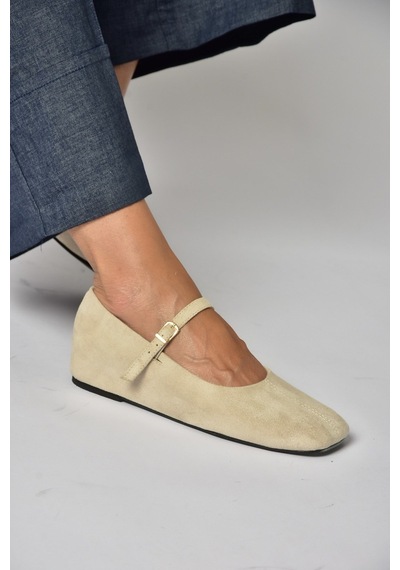 Fox Shoes Z250800002 Bej Süet Günlük Kadın Ayakkabı