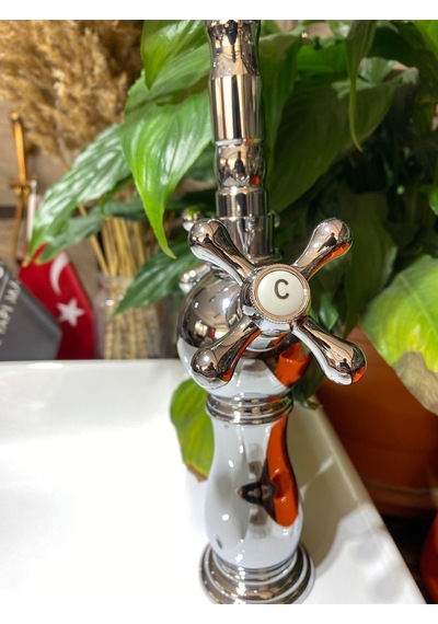 İsaoğlu Yapı Rustik Mutfak Bataryası Gümüş Evye Musluğu Avantgarde Tasarım Aç Kapa Sistem Mutfak Bataryası Gümüş