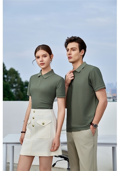 New Performance Premium Polo T-shirt %62,8 Polyester %31,3 Pamuk %1,8 Bakır Amonyak %1,6 Asetat Elyaf %1,3 Keten %1,2 Dut İpeği Yeşil