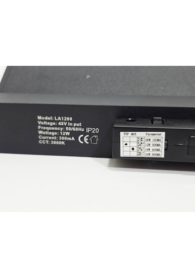 La1200 Gün Işığı Magnet Lineer Ray Spot 48v 12w 3000k Siyah