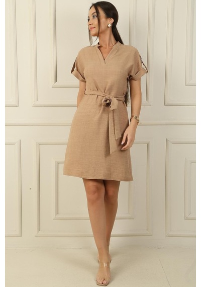 By Saygı Beli Kuşaklı Keten Elbise-38326 - Camel