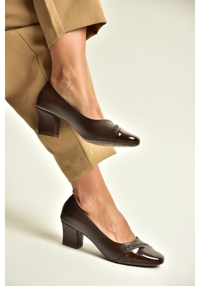 Fox Shoes Z820050609 Kahverengi Kalın Topuklu Kadın Ayakkabı