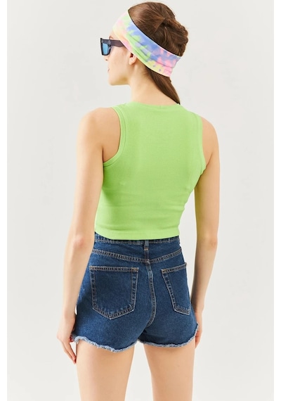 Butikgiz Kadın Sıfır Kol Bisiklet Yaka Vücuda Oturan %100 Pamuklu Kaşkorse Esnek Crop Bluz Fıstık Yeşili