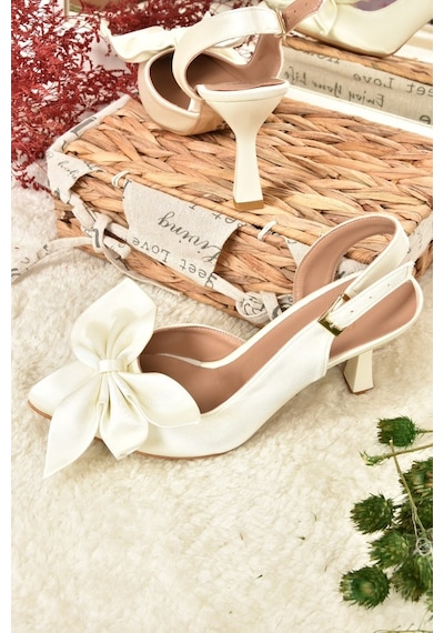 Fox Shoes Bej Saten Kumaş Kadın Topuklu Ayakkabı K922164804