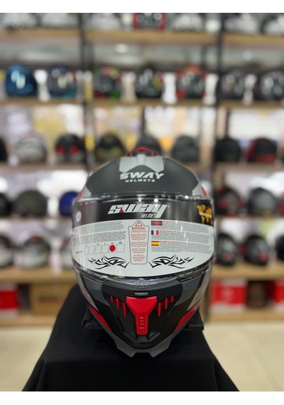 Sway Sw 865 Titan Black White Red Full Face Kapalı Motosiklet Kask Gri - Kırmızı - Siyah Sway Sw 865 Titan Black White Red Full Face Kapalı Motosiklet Kask Gri - Kırmızı - Siyah