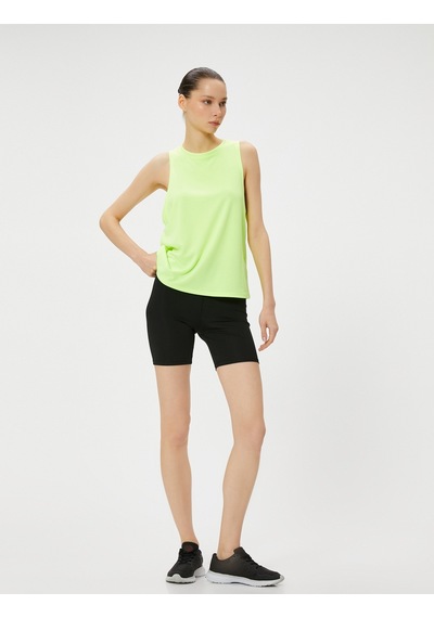 Koton Arkası Pencere Detaylı Spor Atlet Bisiklet Yaka Rahat Kalıp Neon Yeşili 4sak30115nk Koton Arkası Pencere Detaylı Spor Atlet Bisiklet Yaka Rahat Kalıp Neon Yeşili 4sak30115nk